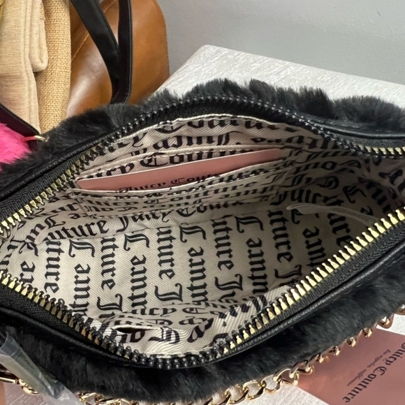 🖤🔹️Juicy Couture🔹️ fuzzy purse wristlet bag handbag wallet black - Picture 2 of 2